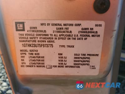 Zdjęcie 13 z 14 samochodu: 2005 GMC SIERRA K2500 HEAVY DUTY VIN:1GTHK23U75F973775 - miniatura