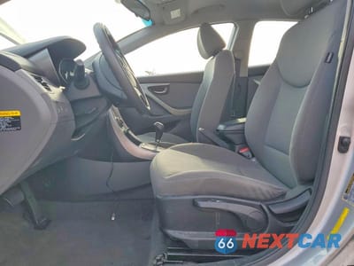 Zdjęcie 7 z 12 samochodu: 2013 HYUNDAI ELANTRA GLS VIN:5NPDH4AE7DH172935 - miniatura