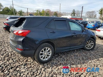 Trzecie zdjęcie samochodu z tyłu: 2020 CHEVROLET EQUINOX LS VIN:2GNAXHEV1L6157414 - miniatura