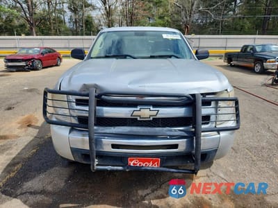 Piąte zdjęcie samochodu w środku: 2010 CHEVROLET SILVERADO K1500 LT VIN:3GCRKSEA4AG129743 - miniatura