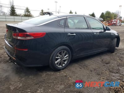 Trzecie zdjęcie samochodu z tyłu: 2019 KIA OPTIMA LX VIN:5XXGT4L37KG376912 - miniatura