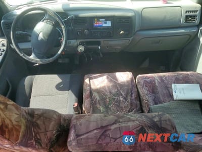 Zdjęcie 8 z 11 samochodu: 2004 FORD F250 SUPER DUTY VIN:1FTNW21P34EB27667 - miniatura