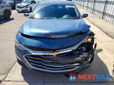 Piąte zdjęcie samochodu w środku: 2025 CHEVROLET MALIBU LT VIN:1G1ZD5ST8SF146381 - miniatura