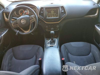 Zdjęcie 8 z 14 samochodu: 2017 JEEP CHEROKEE LATITUDE VIN:1C4PJLCB4HW613550 - miniatura
