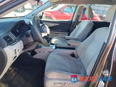 Zdjęcie 7 z 12 samochodu: 2021 HONDA PILOT EX VIN:5FNYF6H32MB031518 - miniatura