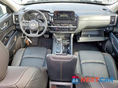 Zdjęcie 8 z 13 samochodu: 2025 NISSAN PATHFINDER SL VIN:5N1DR3CDXSC254903 - miniatura