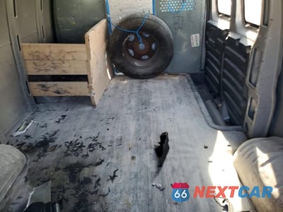 Zdjęcie 10 z 13 samochodu: 2005 CHEVROLET EXPRESS 1500 UTILITY / SERVICE VAN VIN:1GCFG15X951124769 - miniatura