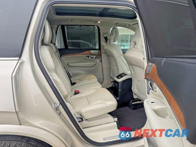Zdjęcie 6 z 14 samochodu: 2016 VOLVO XC90 T8 VIN:YV4BC0PL9G1048520 - miniatura