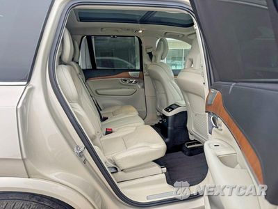 Zdjęcie 6 z 14 samochodu: 2016 VOLVO XC90 T8 VIN:YV4BC0PL9G1048520 - miniatura
