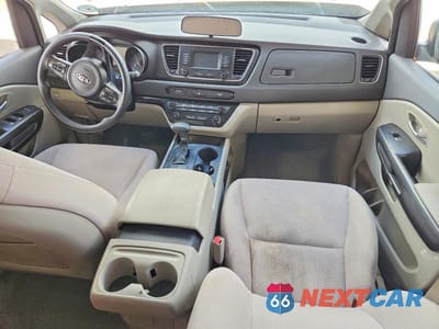Zdjęcie 8 z 13 samochodu: 2018 KIA SEDONA LX VIN:KNDMB5C13J6394203 - miniatura