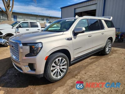 2021 GMC YUKON XL DENALI 1GKS2JKL8MR303923 - główne zdjęcie licytacji z USA - miniatura