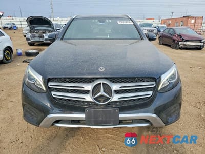 Piąte zdjęcie samochodu w środku: 2019 MERCEDES-BENZ GLC 300 4MATIC VIN:WDC0G4KB2KF627469 - miniatura