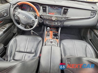 Zdjęcie 8 z 14 samochodu: 2016 KIA K900 LUXURY V6 VIN:KNALU4D36G6032131 - miniatura