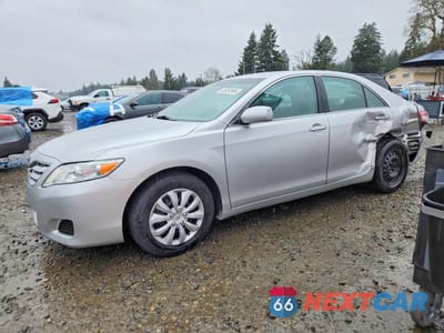 2011 TOYOTA CAMRY LE 4T4BF3EK5BR145311 - główne zdjęcie licytacji z USA - miniatura
