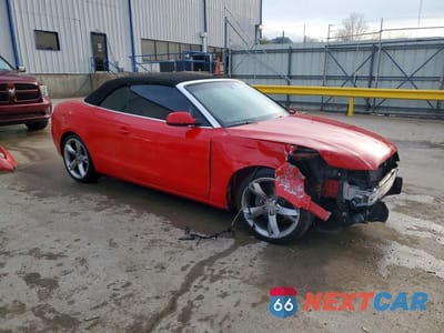Czwarte zdjęcie samochodu z boku: 2011 AUDI A5 PREMIUM PLUS VIN:WAULFAFH0BN013039 - miniatura