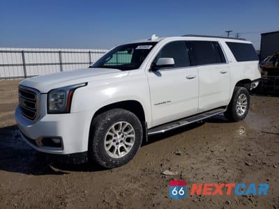 2016 GMC YUKON XL K1500 SLT 1GKS2GKCXGR268535 - główne zdjęcie licytacji z USA - miniatura