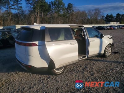 Trzecie zdjęcie samochodu z tyłu: 2022 KIA CARNIVAL LX VIN:KNDNB4H38N6123586 - miniatura