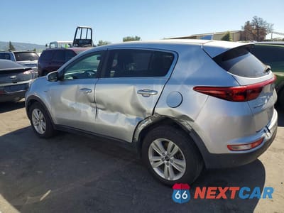 Drugie zdjęcie samochodu z przodu: 2017 KIA SPORTAGE LX VIN:KNDPMCAC5H7121235 - miniatura