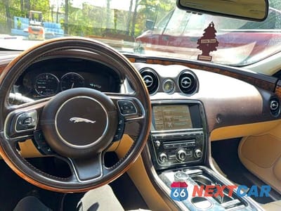 Zdjęcie 9 z 10 samochodu: 2015 JAGUAR XJL PORTFOLIO VIN:SAJWA2GZ8F8V80990 - miniatura