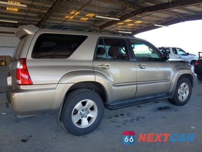 Trzecie zdjęcie samochodu z tyłu: 2006 TOYOTA 4RUNNER SR5 VIN:JTEZU14R860066309 - miniatura