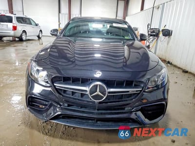 Piąte zdjęcie samochodu w środku: 2019 MERCEDES-BENZ E 63 AMG-S 4MATIC VIN:WDDZF8KB8KA503572 - miniatura