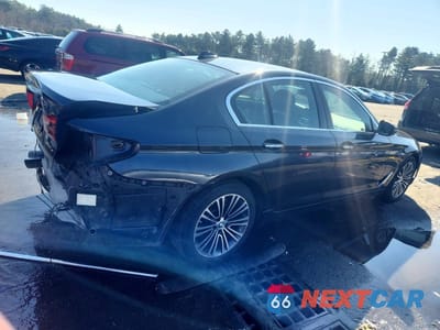 Trzecie zdjęcie samochodu z tyłu: 2018 BMW 530 XI VIN:WBAJA7C57JWA73303 - miniatura
