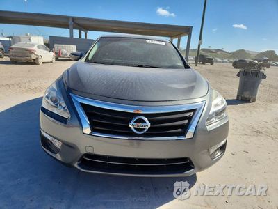 Piąte zdjęcie samochodu w środku: 2014 NISSAN ALTIMA 2.5 VIN:1N4AL3AP4EN378587 - miniatura