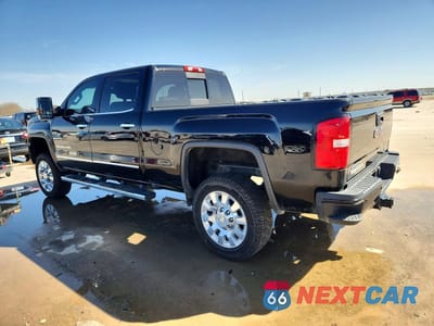Drugie zdjęcie samochodu z przodu: 2017 GMC SIERRA K2500 DENALI VIN:1GT12UEG4HF161844 - miniatura