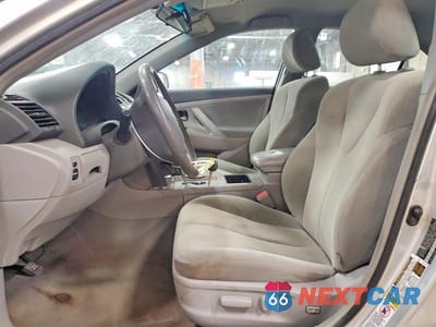 Zdjęcie 7 z 12 samochodu: 2008 TOYOTA CAMRY LE VIN:4T4BE46K38R037429 - miniatura