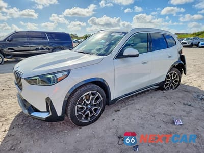 2025 BMW X1 XDRIVE28I WBX73EF07S5077418 - główne zdjęcie licytacji z USA - miniatura