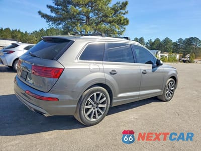 Trzecie zdjęcie samochodu z tyłu: 2017 AUDI Q7 PRESTIGE VIN:WA1VAAF7XHD033891 - miniatura