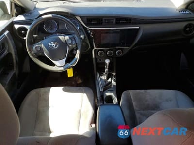 Zdjęcie 8 z 11 samochodu: 2018 TOYOTA COROLLA L VIN:2T1BURHE8JC060763 - miniatura