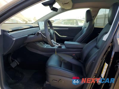 Zdjęcie 7 z 12 samochodu: 2025 TESLA MODEL Y VIN:7SAYGDED8SF317114 - miniatura