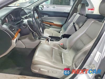 Zdjęcie 7 z 12 samochodu: 2011 HONDA ACCORD EXL VIN:1HGCP2F85BA145356 - miniatura