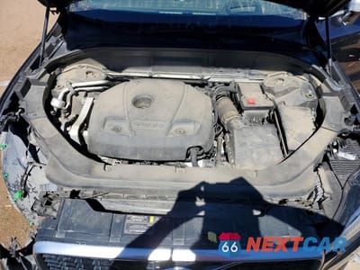 Zdjęcie 11 z 12 samochodu: 2019 VOLVO XC60 T6 R-DESIGN VIN:YV4A22RM4K1378784 - miniatura