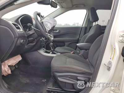Zdjęcie 7 z 11 samochodu: 2018 JEEP COMPASS SPORT VIN:3C4NJCAB3JT468328 - miniatura