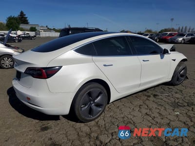 Trzecie zdjęcie samochodu z tyłu: 2019 TESLA MODEL 3 VIN:5YJ3E1EA8KF484901 - miniatura