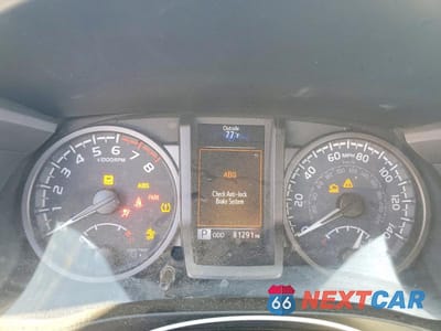 Zdjęcie 9 z 12 samochodu: 2021 TOYOTA TACOMA TRD OFF-ROAD VIN:3TMCZ5AN4MM430515 - miniatura