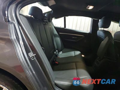 Zdjęcie 10 z 12 samochodu: 2018 BMW 340 XI VIN:WBA8B7C52JA938068 - miniatura