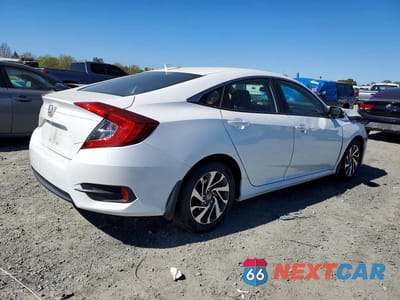 Trzecie zdjęcie samochodu z tyłu: 2017 HONDA CIVIC VIN:19XFC2F70HE214815 - miniatura