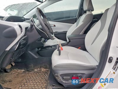 Zdjęcie 7 z 12 samochodu: 2022 TOYOTA PRIUS PRIME LE VIN:JTDKAMFP7N3218640 - miniatura