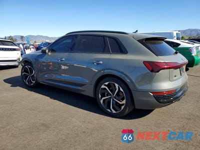 Drugie zdjęcie samochodu z przodu: 2024 AUDI Q8 E-TRON PREMIUM PLUS VIN:WA15AAGE3RB010978 - miniatura
