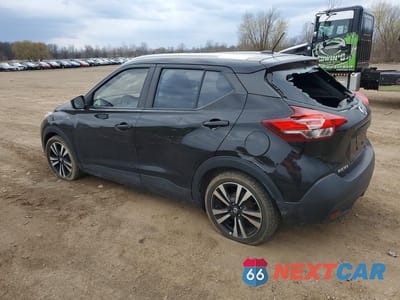 Drugie zdjęcie samochodu z przodu: 2019 NISSAN KICKS SV VIN:3N1CP5CU6KL541888 - miniatura
