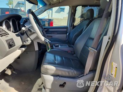 Zdjęcie 7 z 13 samochodu: 2008 DODGE GRAND CARAVAN SXT VIN:2D8HN54X18R130607 - miniatura