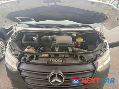 Zdjęcie 7 z 10 samochodu: 2019 MERCEDES-BENZ SPRINTER 2500 VIN:WD4PF1CD5KT005087 - miniatura