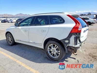 Drugie zdjęcie samochodu z przodu: 2016 VOLVO XC60 T5 VIN:YV440MDJ6G2845488 - miniatura