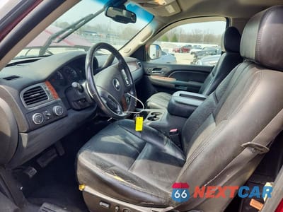 Zdjęcie 7 z 11 samochodu: 2007 CHEVROLET SILVERADO K1500 CREW CAB VIN:2GCEK13M271599101 - miniatura