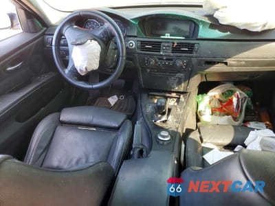 Zdjęcie 8 z 12 samochodu: 2006 BMW 330 I VIN:WBAVB33566KS36378 - miniatura