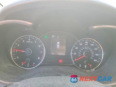 Zdjęcie 9 z 11 samochodu: 2017 KIA FORTE LX VIN:3KPFL4A75HE124319 - miniatura