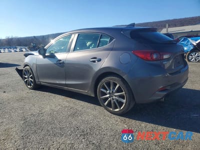 Drugie zdjęcie samochodu z przodu: 2018 MAZDA 3 TOURING VIN:3MZBN1L36JM268746 - miniatura